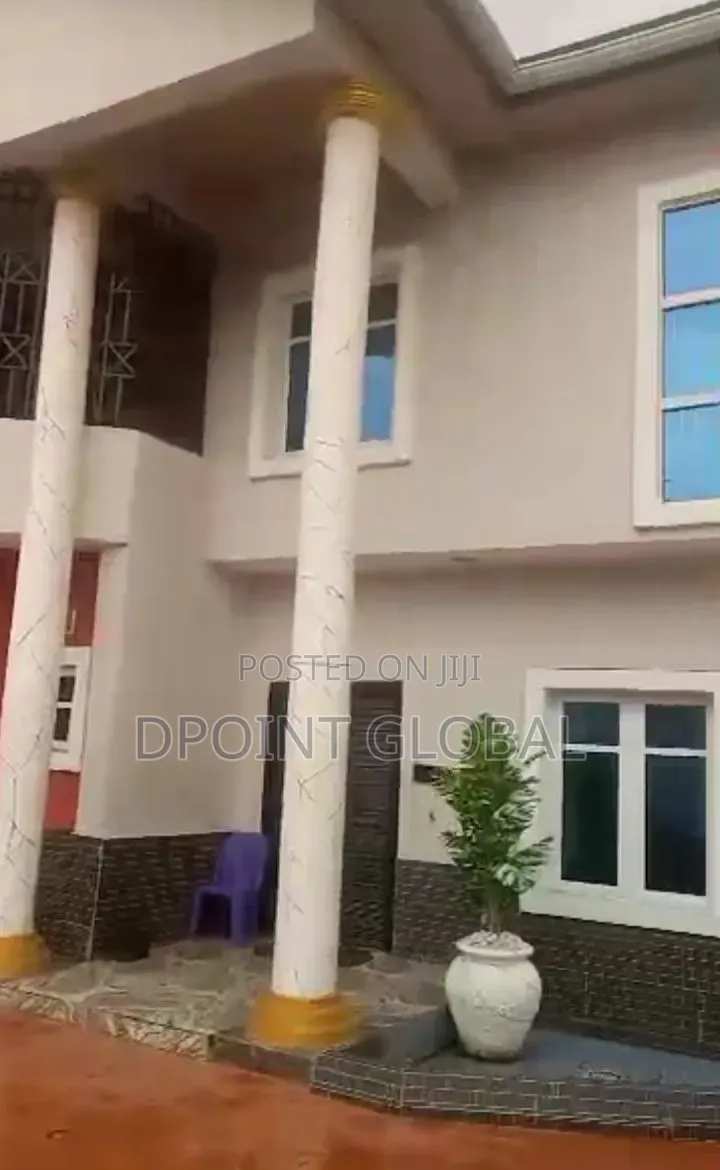 8bdrm Duplex in Ajao Estate, Airport Road / Oshodi for sale in Airport Road / Oshodi