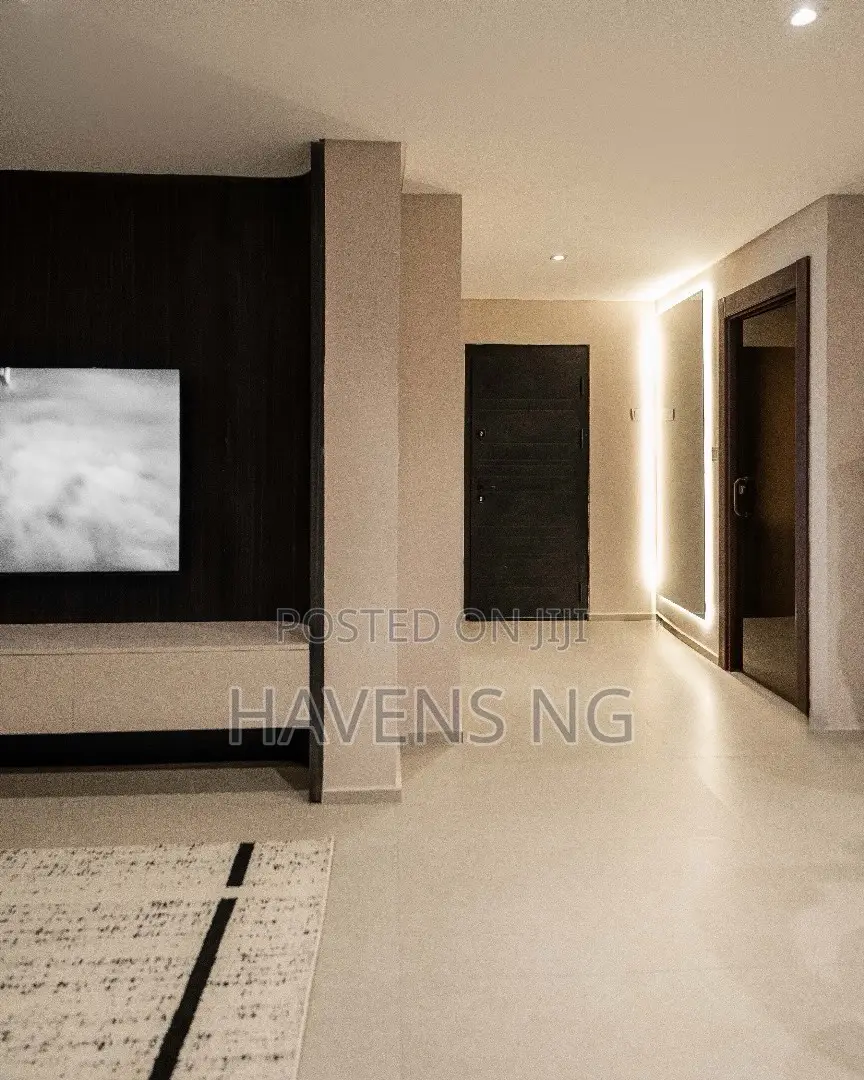 1-Bedroom Waterfront Apartment in Old Ikoyi
