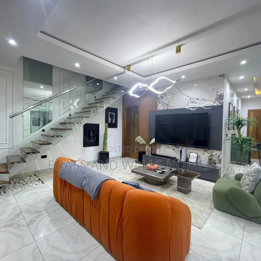 Furnished 2bdrm Apartment in Lekki Phase 1 for sale in Lekki Phase 1