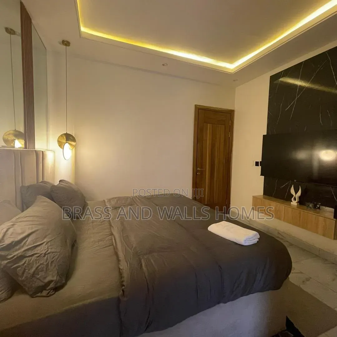 Furnished 2bdrm Apartment in Lekki Phase 1 for sale in Lekki Phase 1