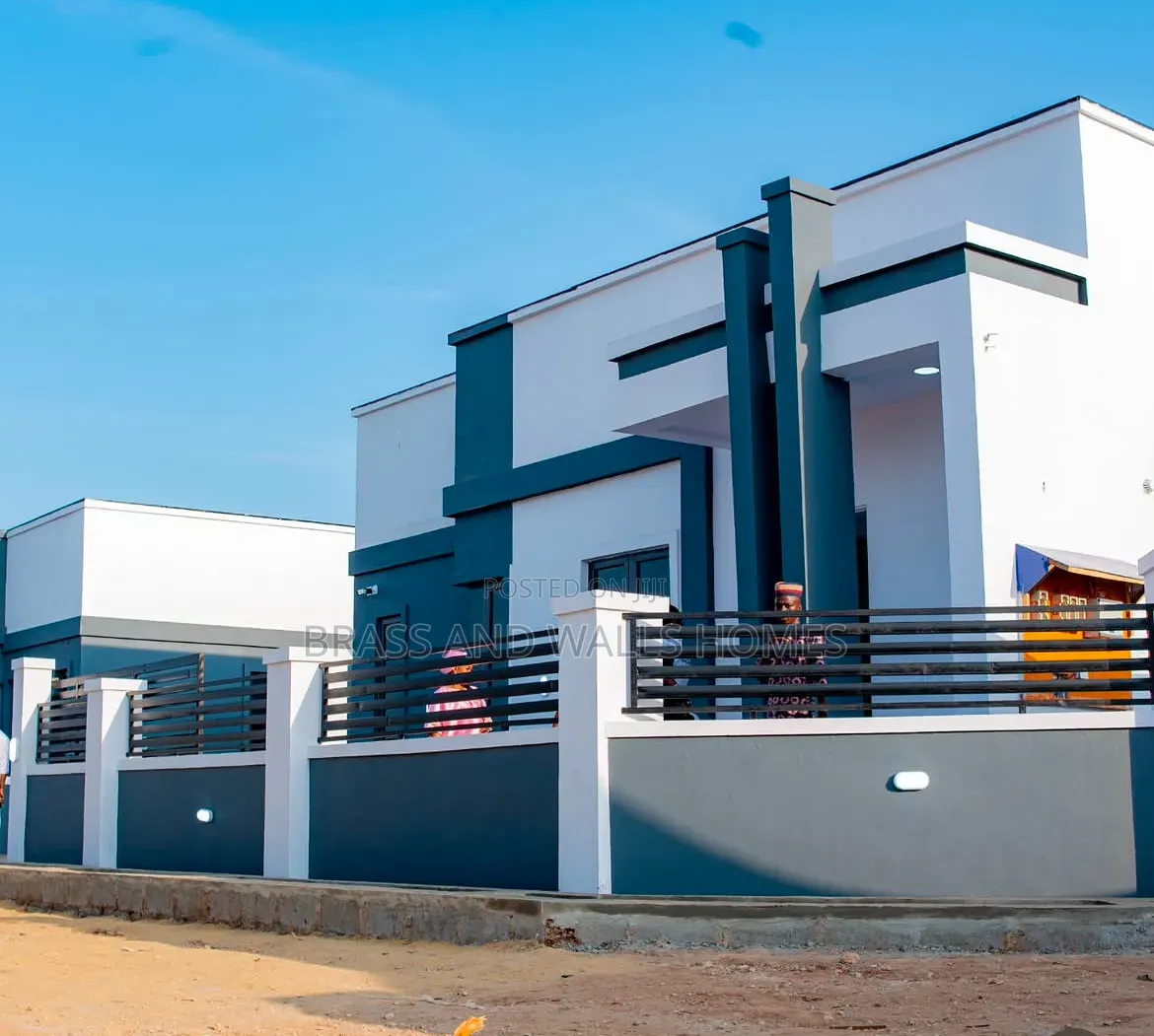 Furnished 3bdrm Bungalow in Ipaja Road for sale in Ipaja Road