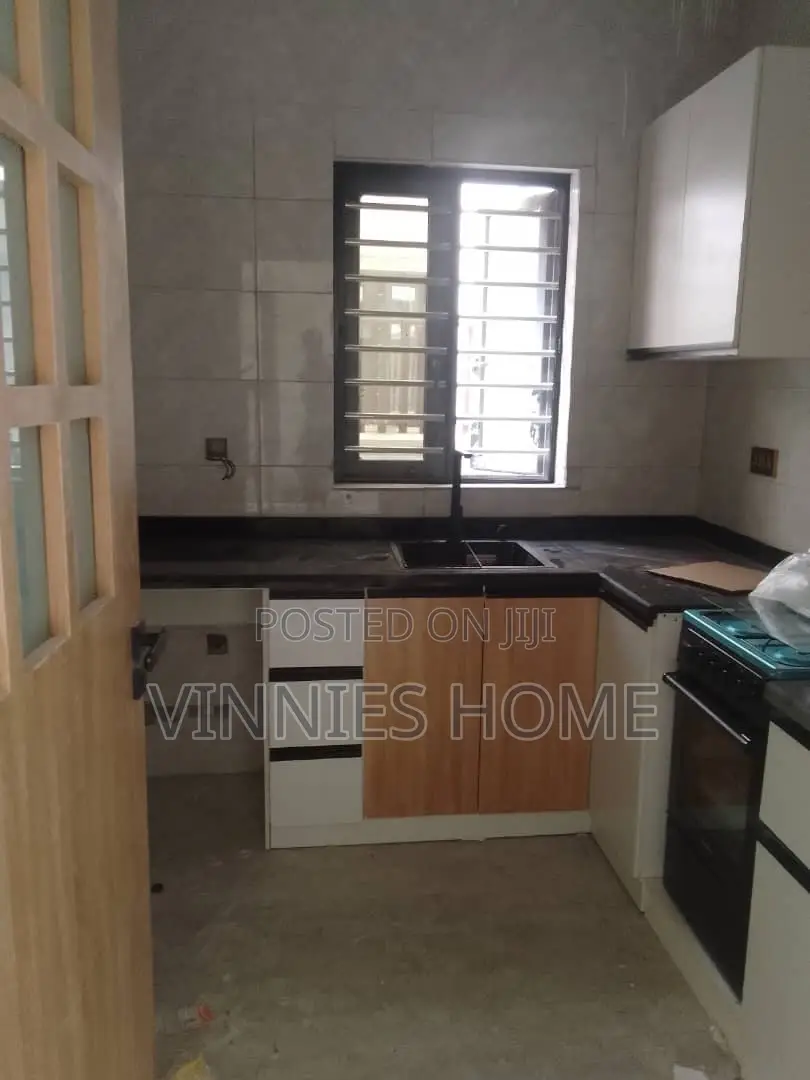 1bdrm Room & Parlour in Lekki Scheme 2 for rent in Abraham Adesanya Estate