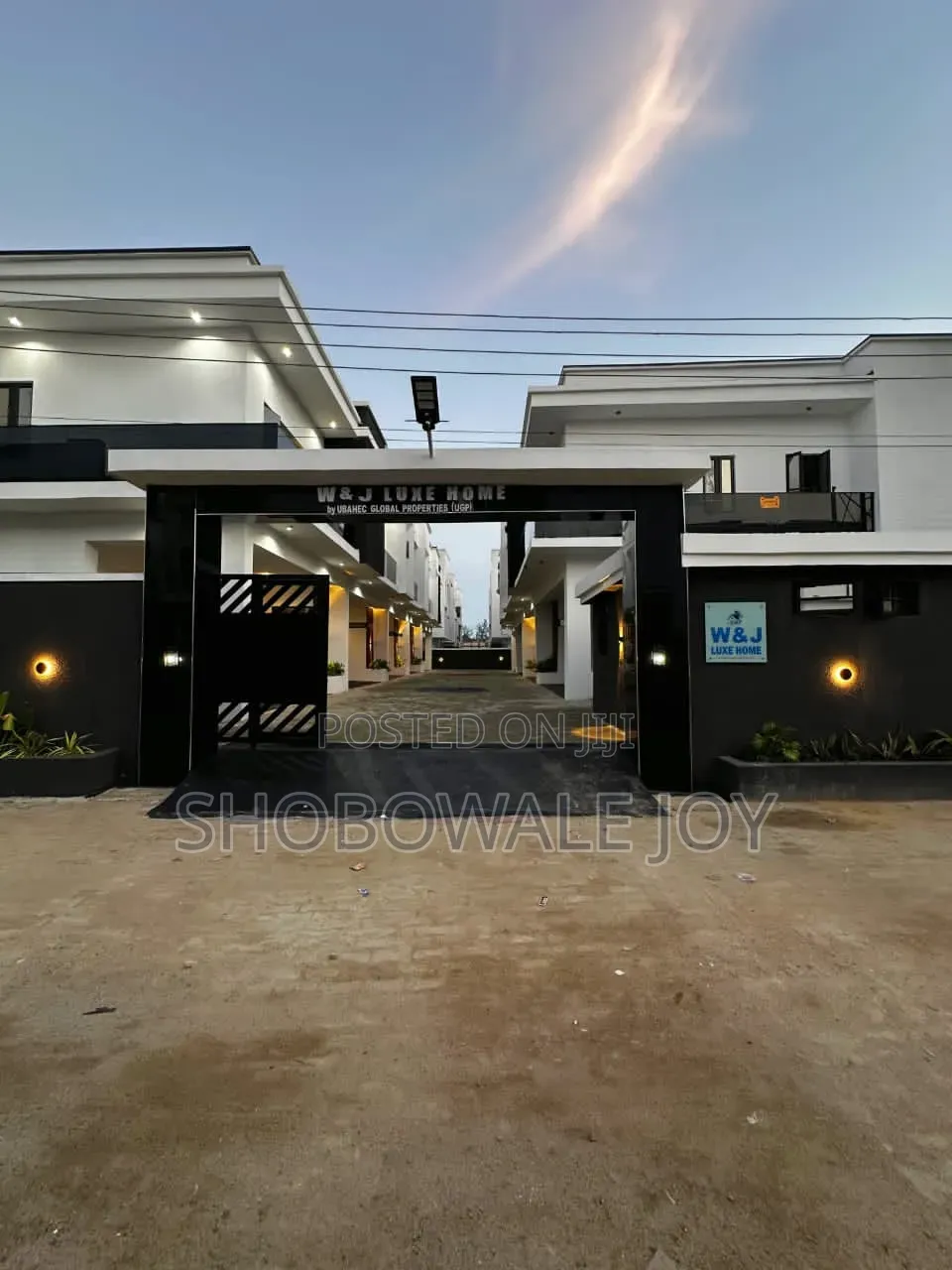 3bdrm Townhouse/Terrace in Ikota., Lagos Island / Lagos Island for sale in Lagos Island / Lagos Island
