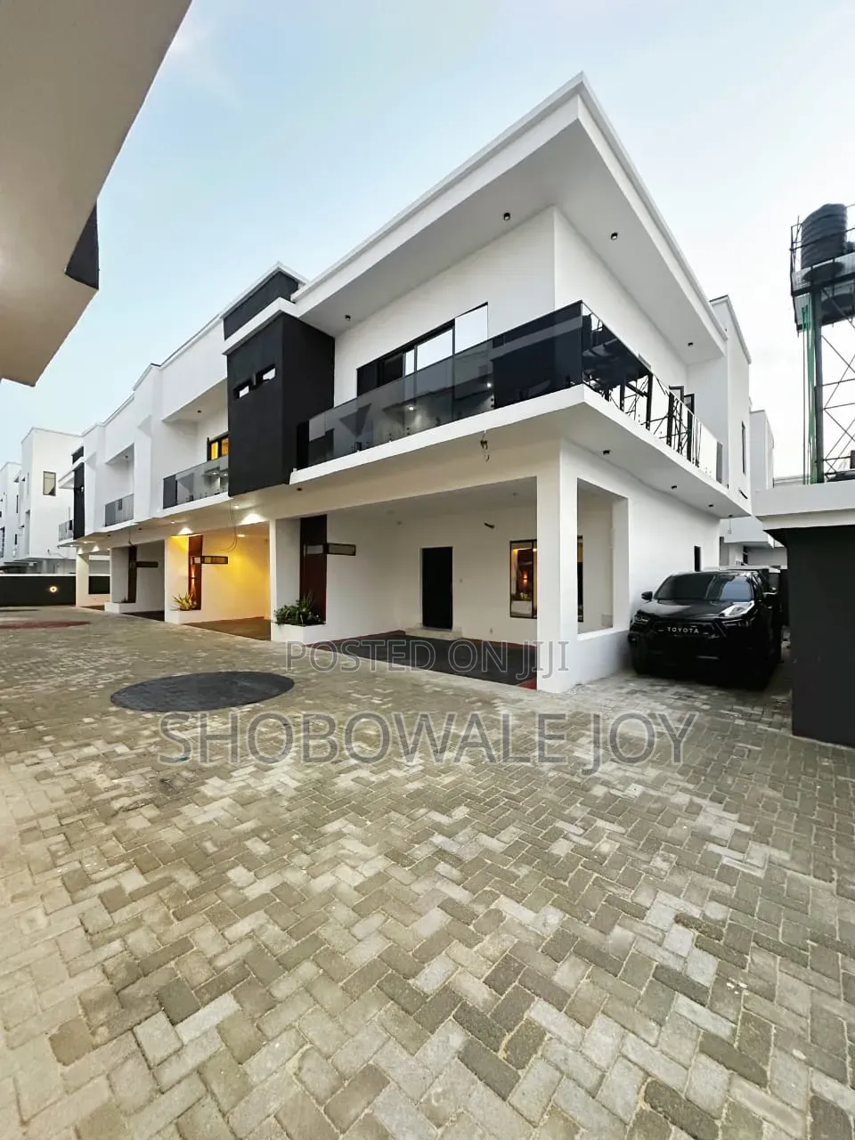 3bdrm Townhouse/Terrace in Ikota., Lagos Island / Lagos Island for sale in Lagos Island / Lagos Island