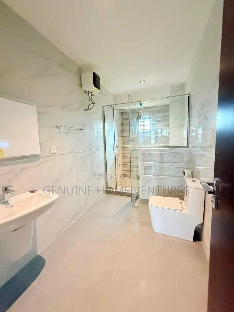 4bdrm Maisonette in Opebi for sale in Opebi