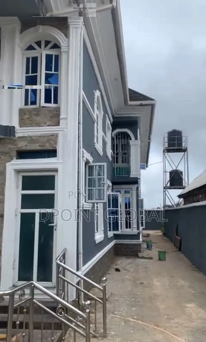 4bdrm Duplex in Not Estate, Abaranje for sale in Abaranje