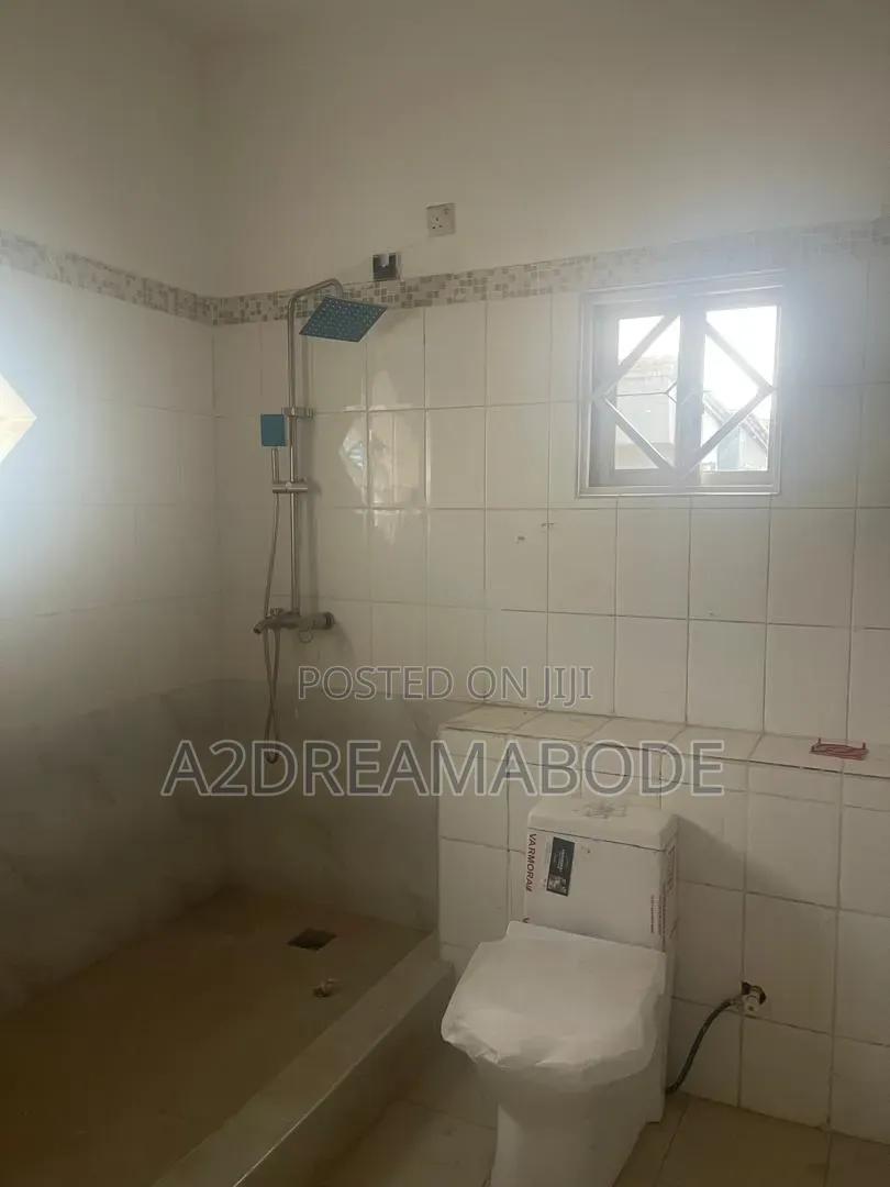 4bdrm Duplex in Magodo, GRA Phase 2 Shangisha for rent in GRA Phase 2 Shangisha