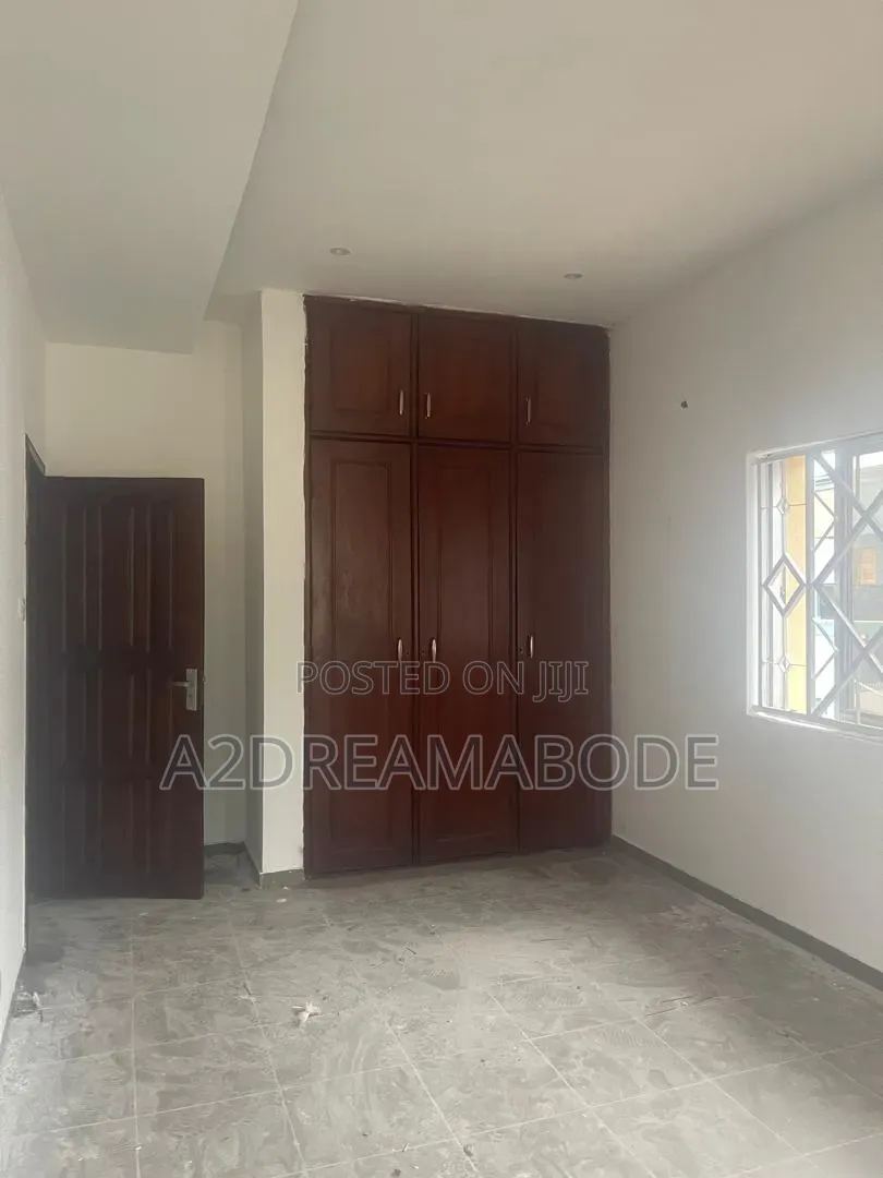 4bdrm Duplex in Magodo, GRA Phase 2 Shangisha for rent in GRA Phase 2 Shangisha