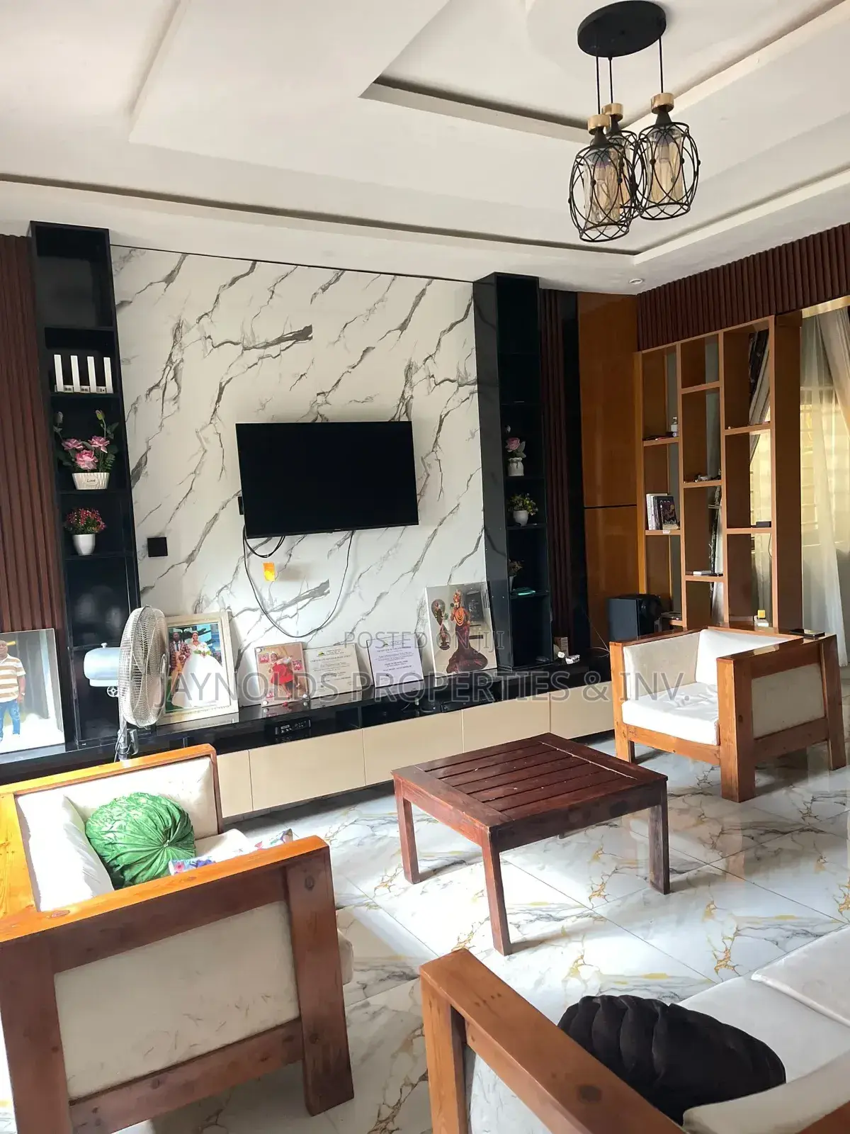 3bdrm Bungalow in Oshimili South for sale in Oshimili South