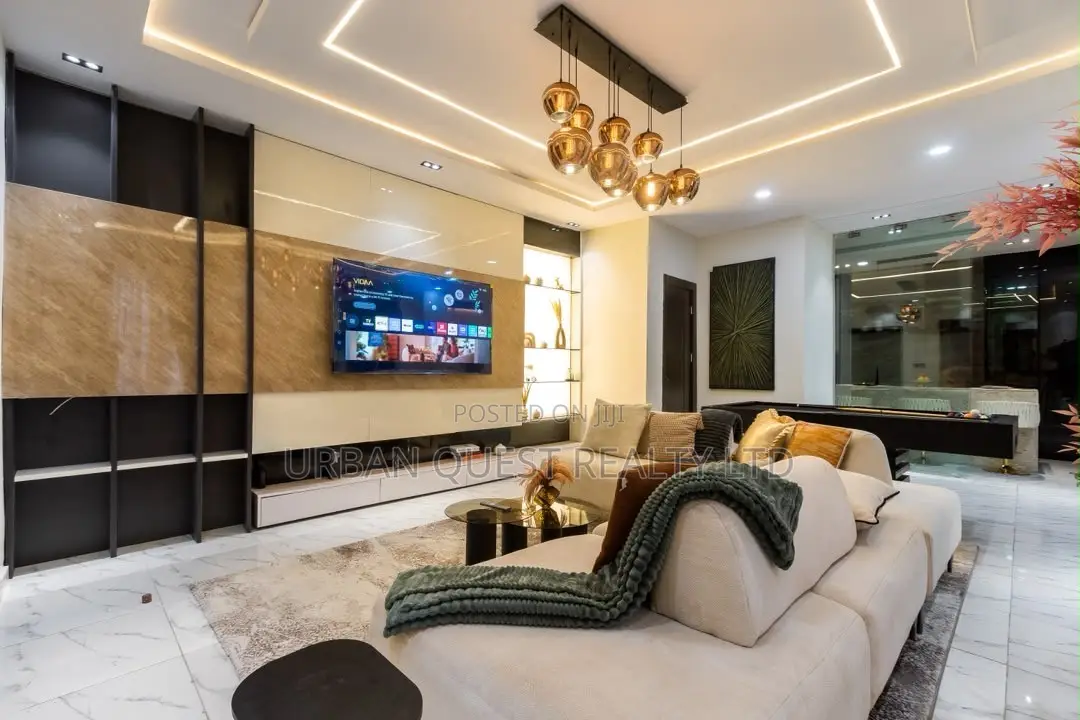 Furnished 2bdrm Apartment in Lekki Phase 1 for sale in Lekki Phase 1