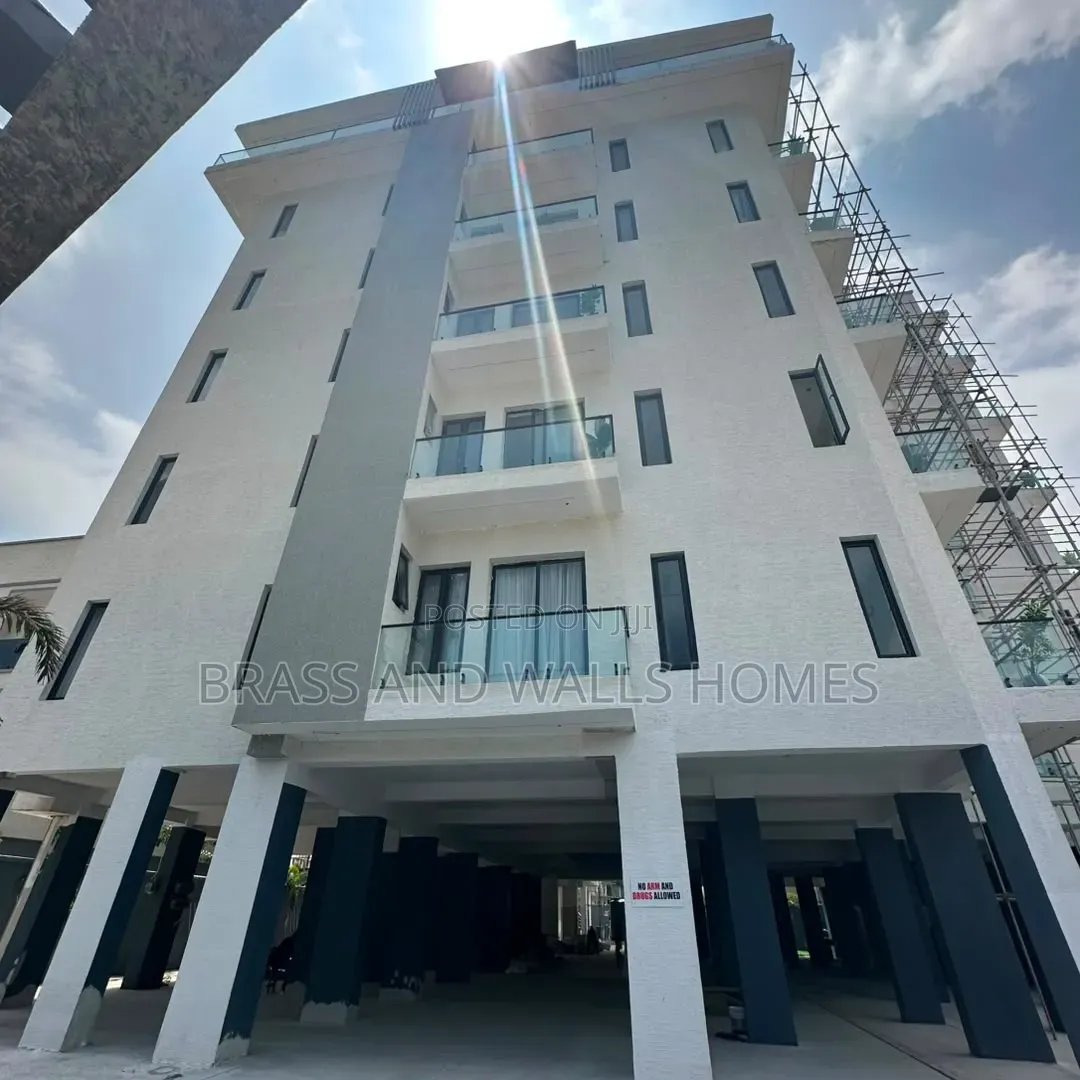 Furnished 1bdrm Apartment in Lekki Phase 1 for sale in Lekki Phase 1