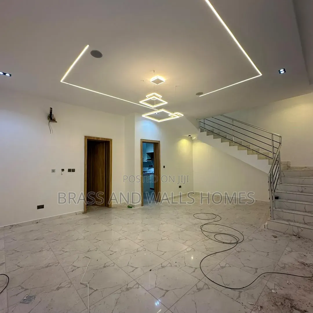 Furnished 4bdrm Duplex in Sangotedo for sale in Sangotedo