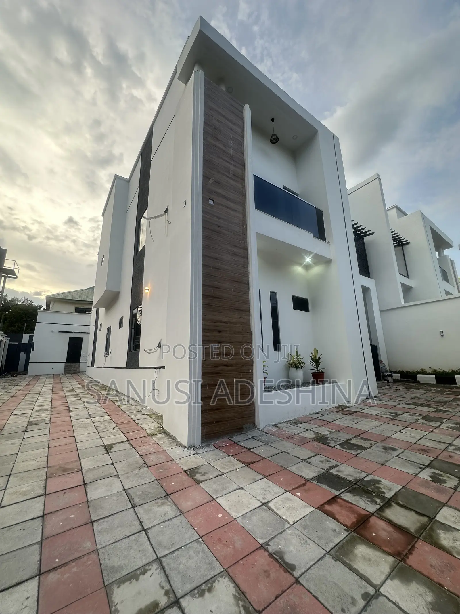 5bdrm Duplex in Gwarimpa Estate By, Gwarinpa for sale in Gwarinpa
