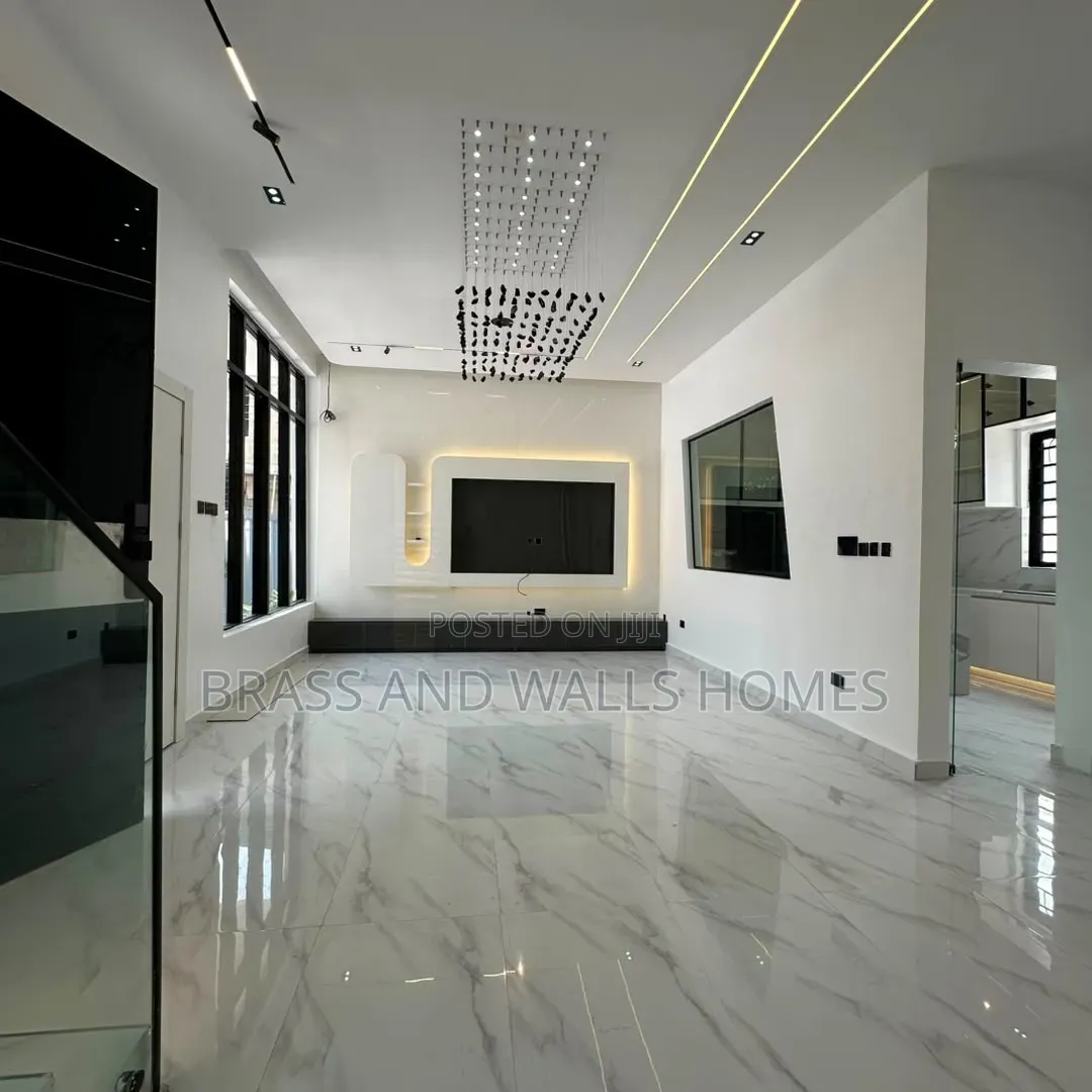 Furnished 4bdrm Duplex in Sangotedo for sale in Sangotedo