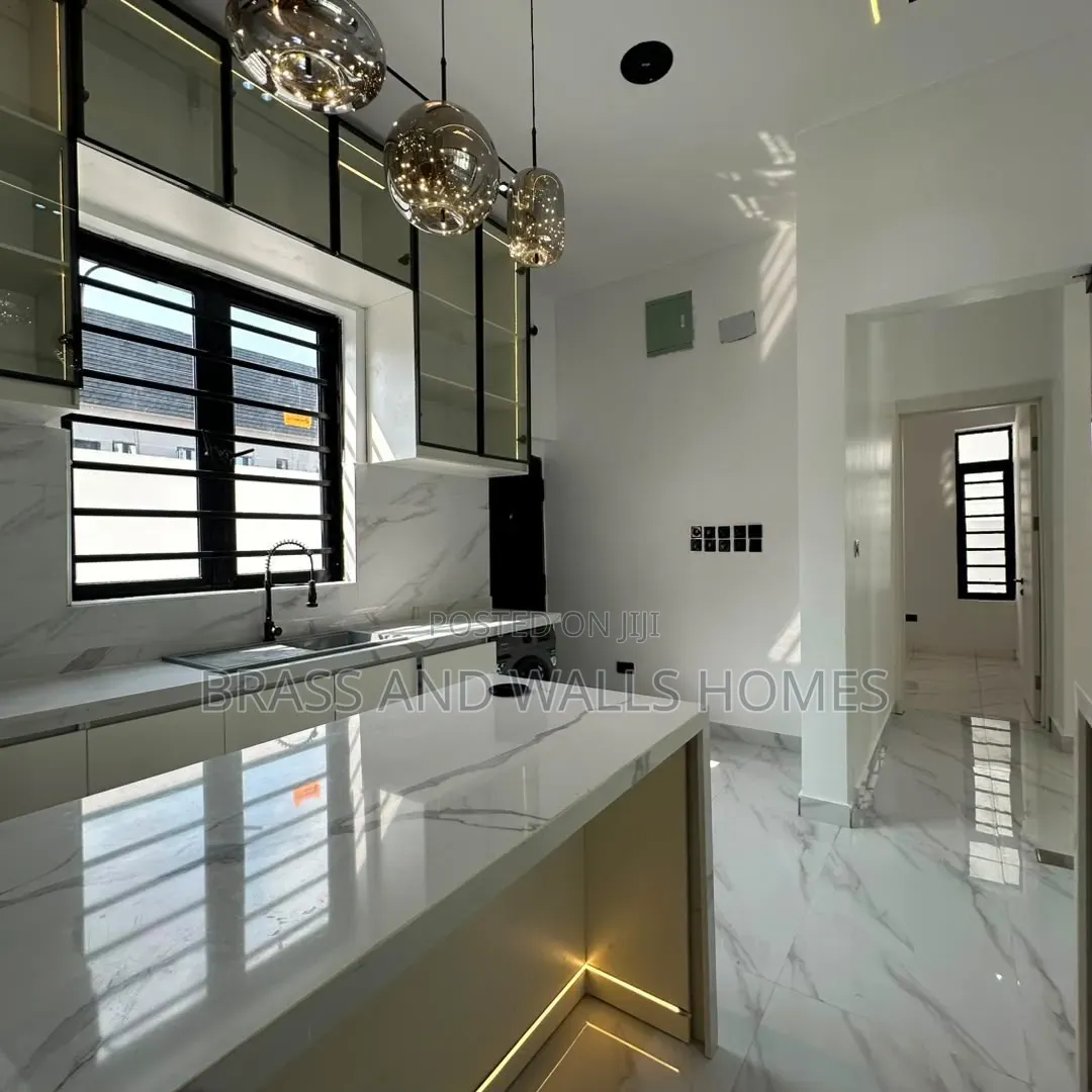 Furnished 4bdrm Duplex in Sangotedo for sale in Sangotedo