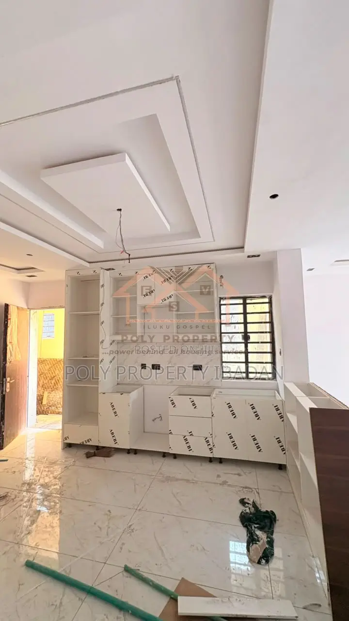 4bdrm Duplex in Carlton Gate Estate, Akobo for sale in Akobo