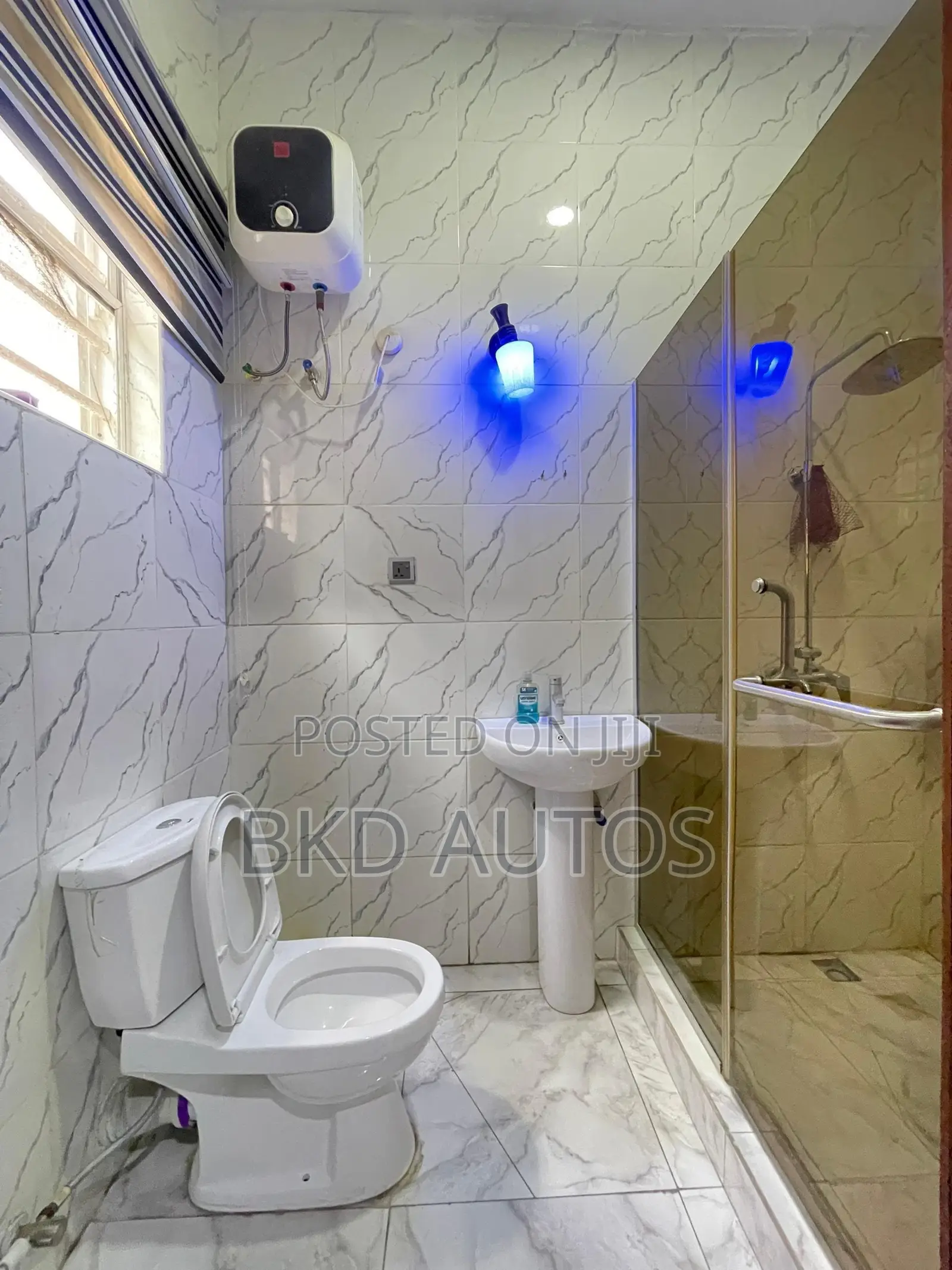4bdrm Duplex in Ikota for rent in Ikota