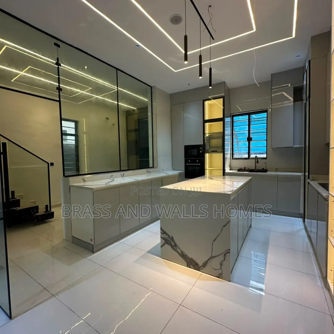 Furnished 5bdrm Duplex in Sangotedo for sale in Sangotedo
