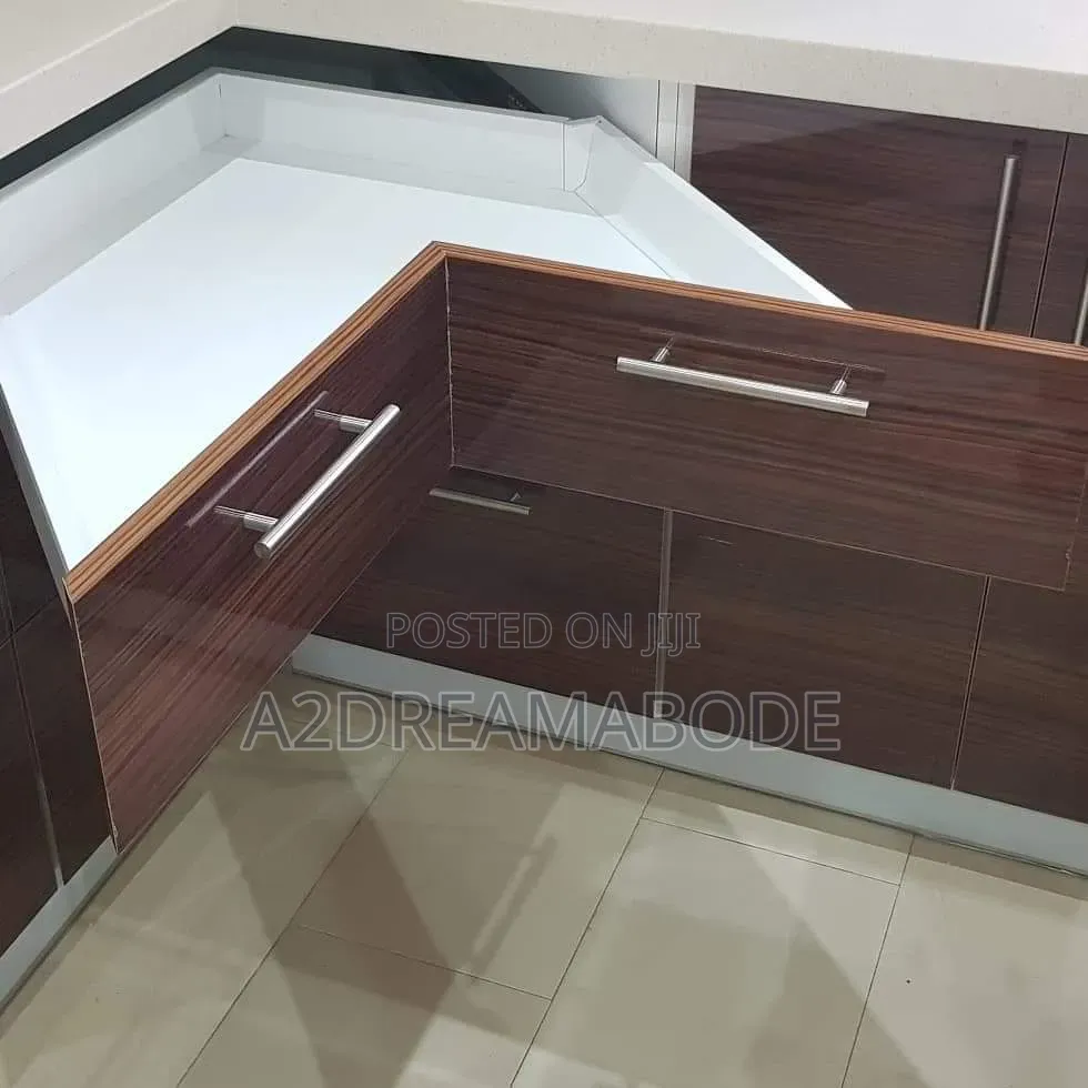 5bdrm Duplex in Ikeja for sale in Ikeja GRA