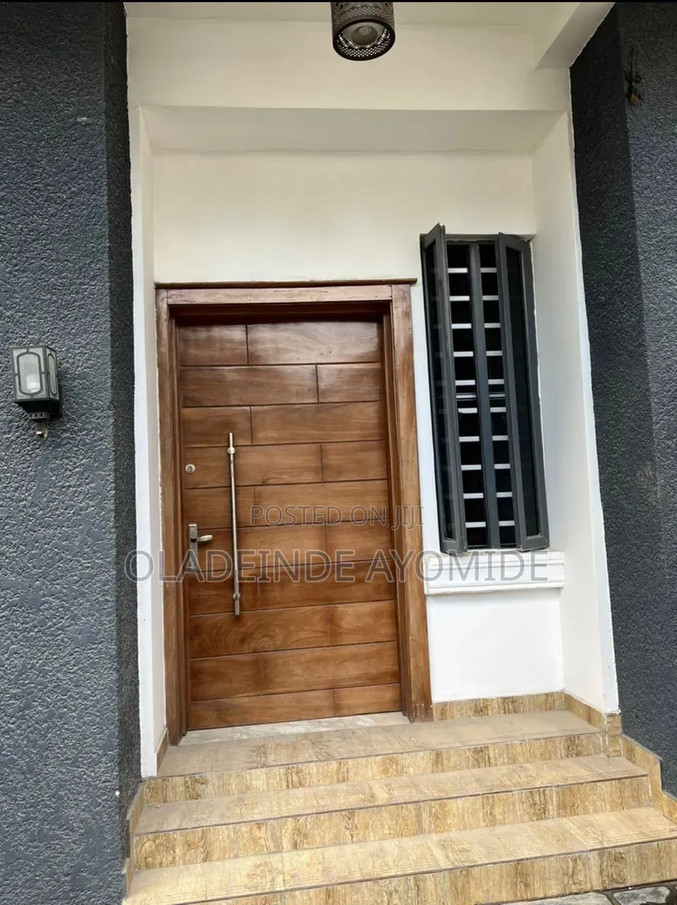 5bdrm Duplex in Chevron for rent in Chevron