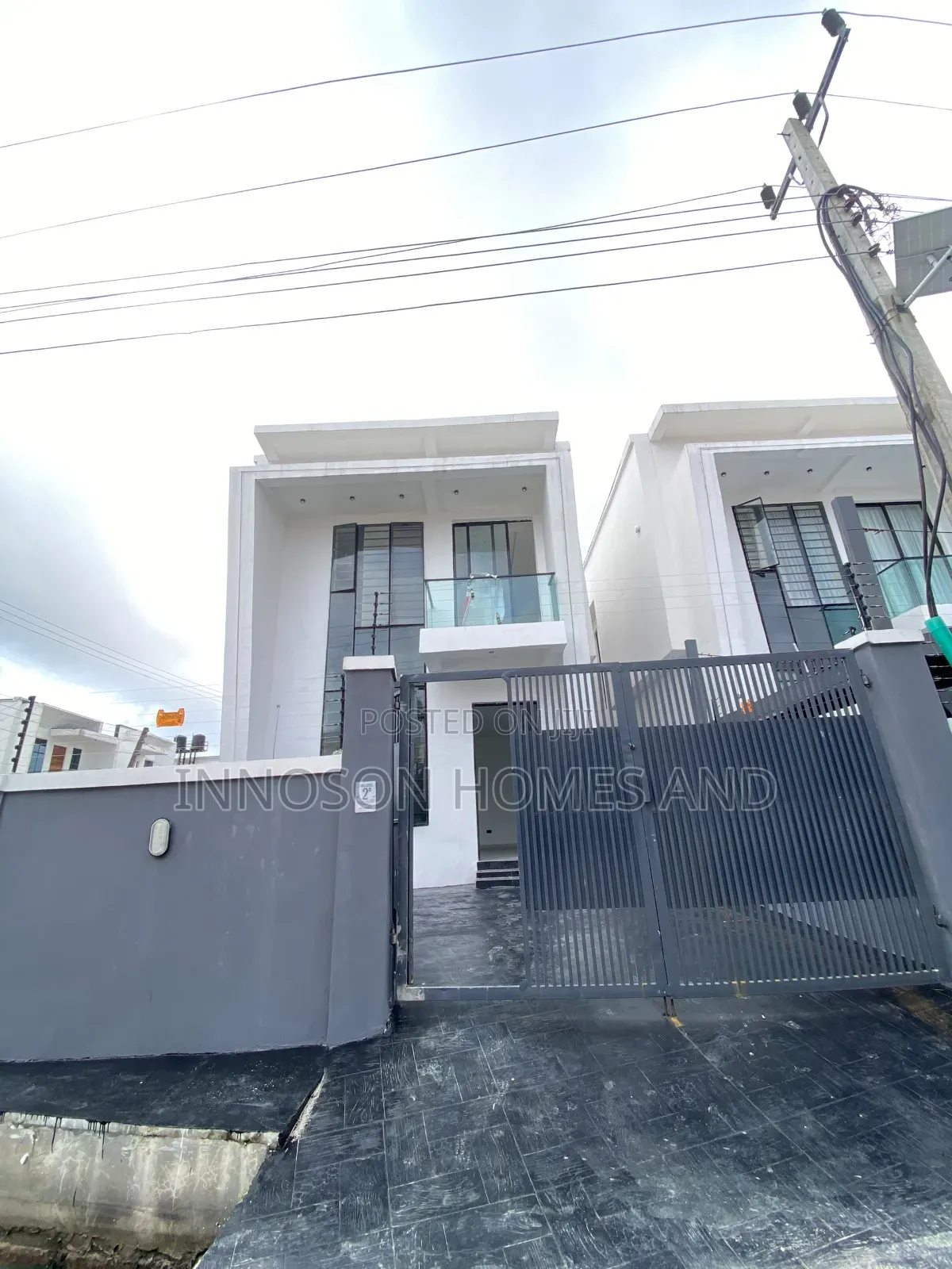 4bdrm Duplex in Sangotedo for sale in Sangotedo