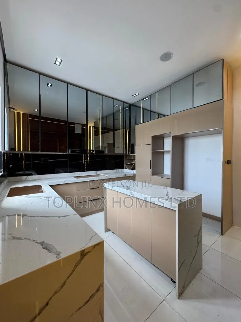 5bdrm Duplex in Orchid, Lekki Phase 2 for sale in Lekki Phase 2