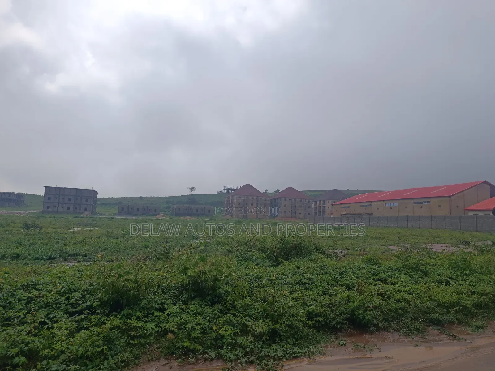1hectar of Land for Joint Venture Beside Efab City Apo in Asokoro