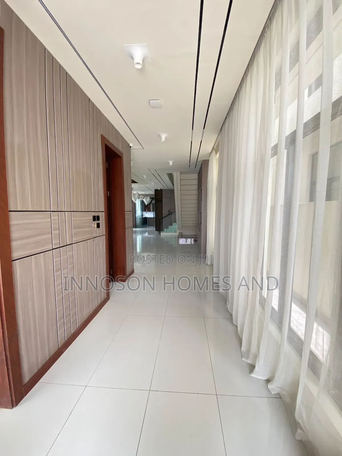 5bdrm Duplex in Lekki Phase 2 for sale in Lekki Phase 2