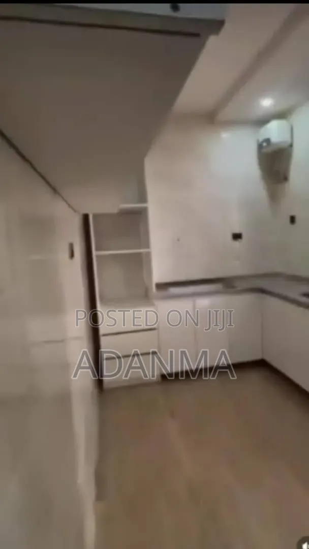 3bdrm Duplex in Dantata Estate, Life Camp for sale in Life Camp