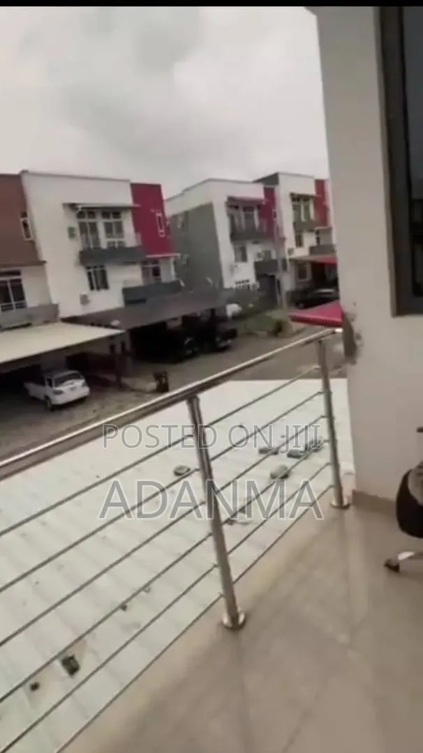 3bdrm Duplex in Dantata Estate, Life Camp for sale in Life Camp
