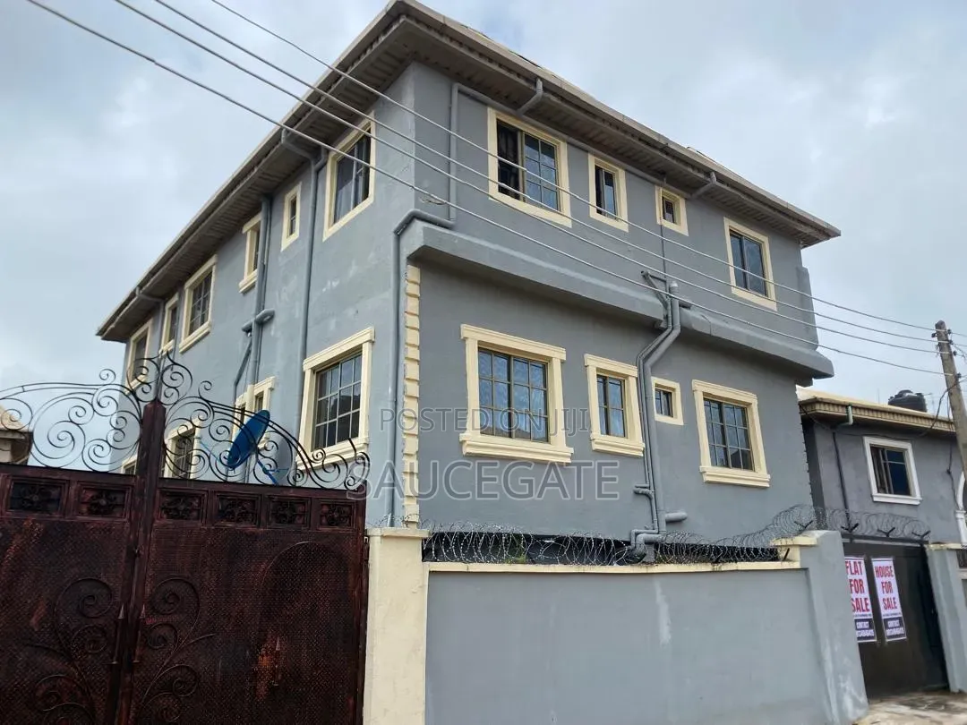 2bdrm Block of Flats in Liver Pool Estate, Satellite Town for sale in Satellite Town