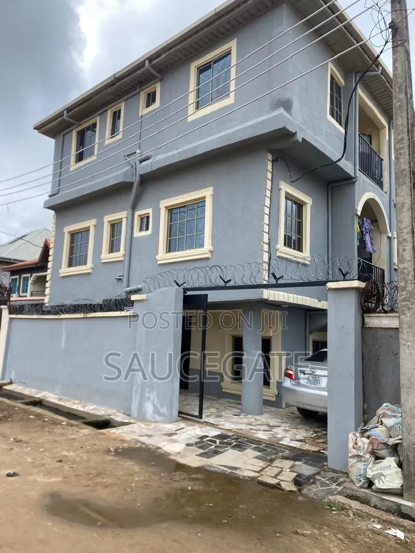 2bdrm Block of Flats in Liver Pool Estate, Satellite Town for sale in Satellite Town
