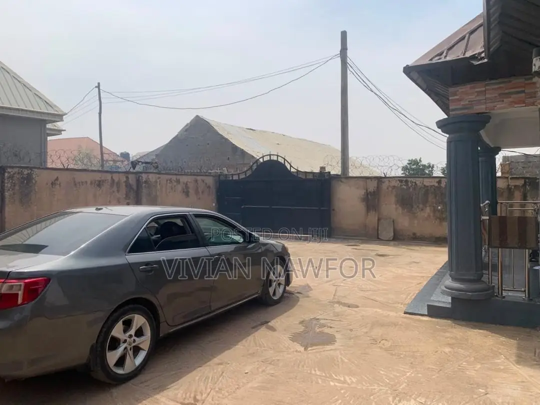 5bdrm Bungalow in Orozo for sale in Orozo