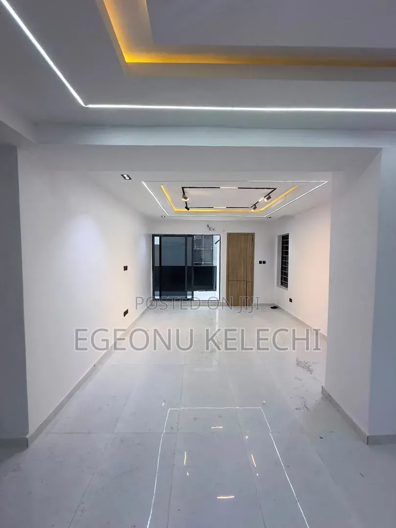 2bdrm Apartment in Ikate for sale in Ikate