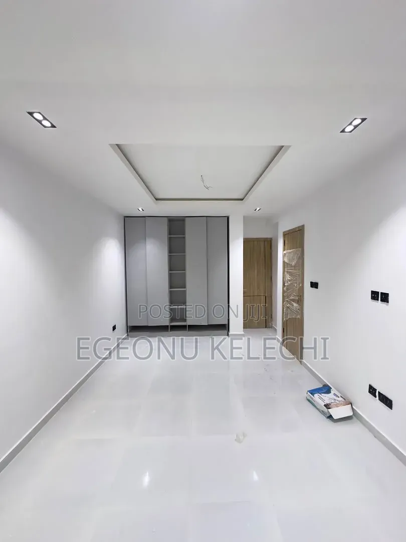 2bdrm Apartment in Ikate for sale in Ikate