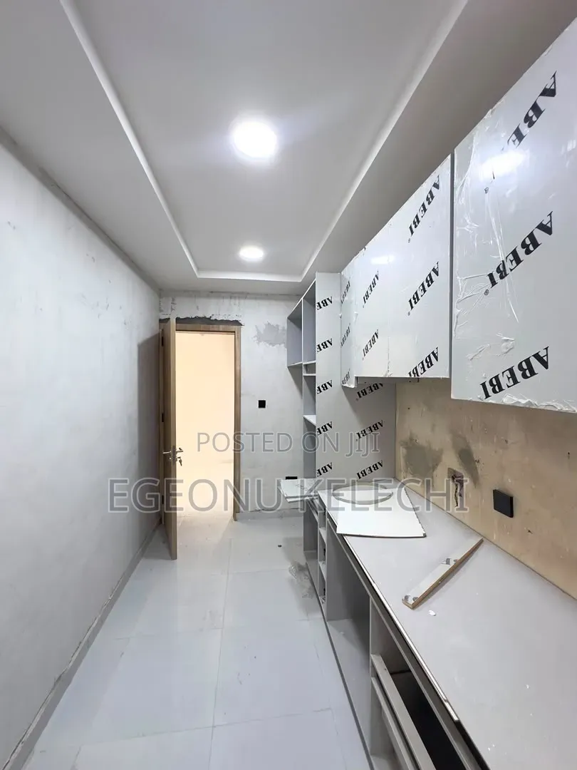 2bdrm Apartment in Ikate for sale in Ikate