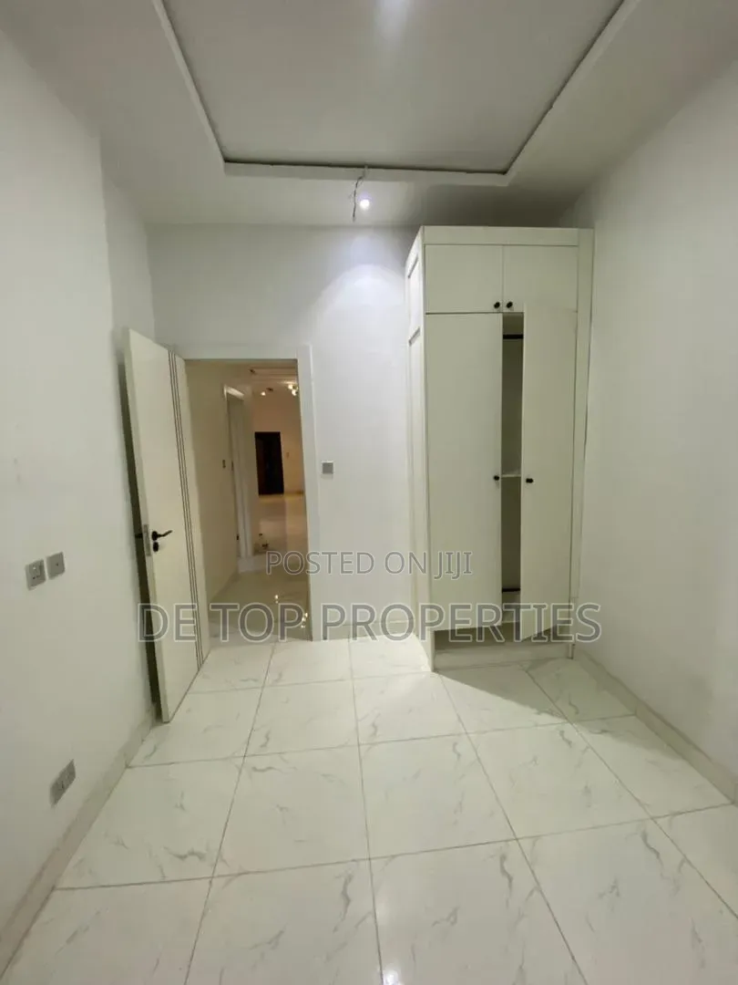 4bdrm Duplex in Oral Estate, Lekki Phase 1 for rent in Lekki Phase 1
