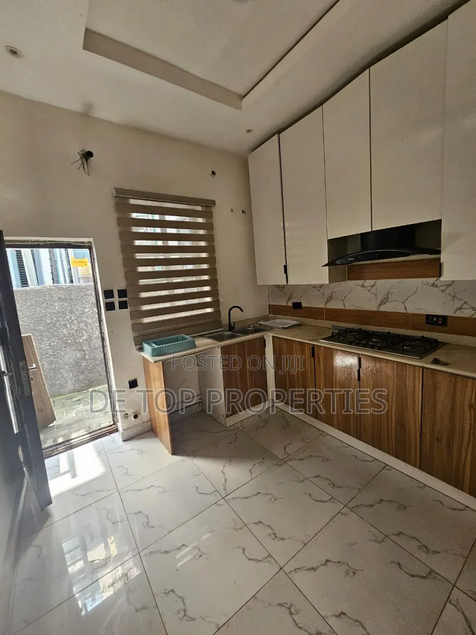 4bdrm Duplex in Lekki County Estate for rent in Lekki Phase 1