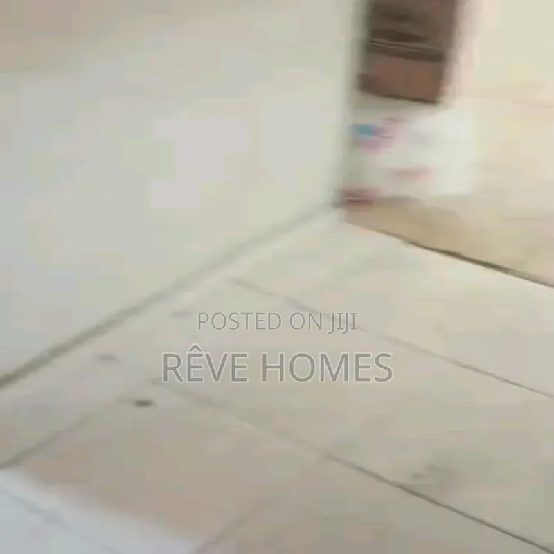 Mini Flat in Adekunle for rent in Adekunle