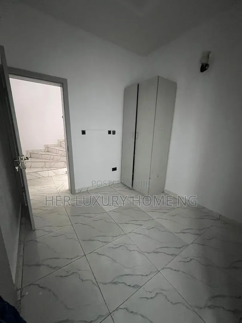1bdrm Shared Apartment in Orchid, Lekki Expressway for rent in Lekki Expressway