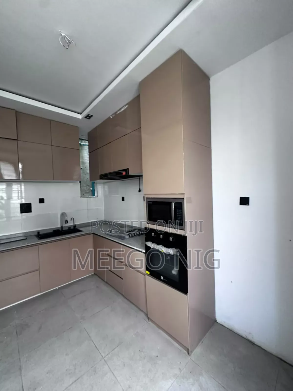 4bdrm Townhouse / Terrace in Ologolo Lekki Lagos for rent in Ologolo