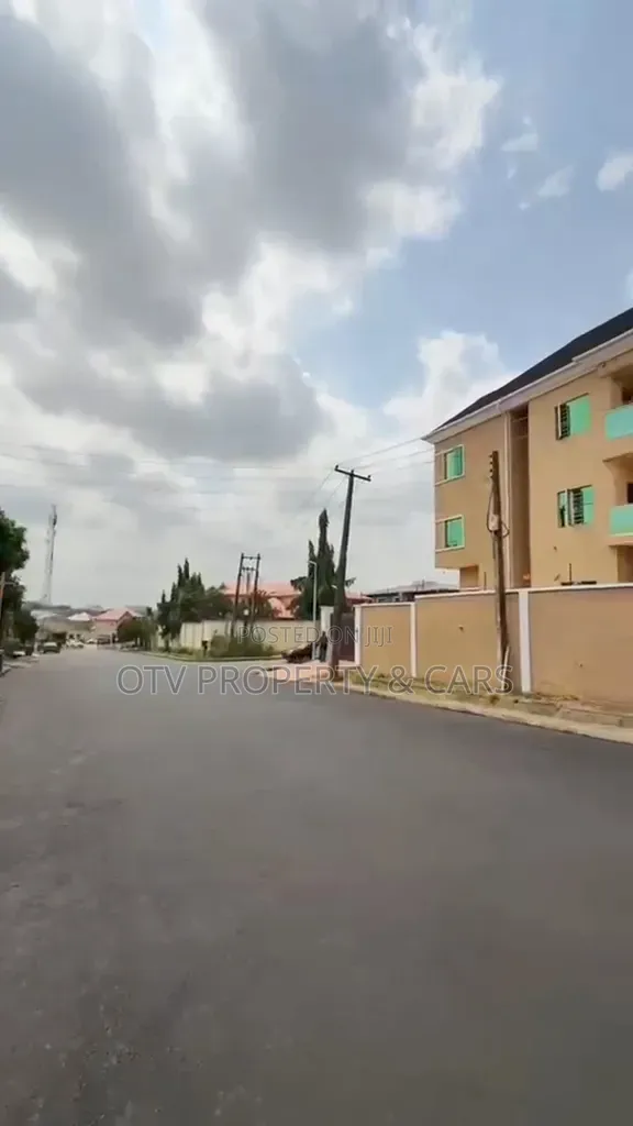 3bdrm Townhouse/Terrace in GRA Phase 2 Shangisha for sale in GRA Phase 2 Shangisha