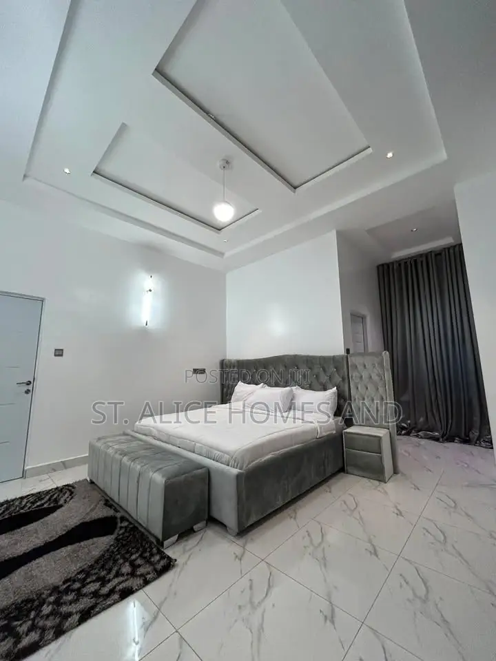 Zorah 2 Bedroom Apartment in Sabon Lugbe