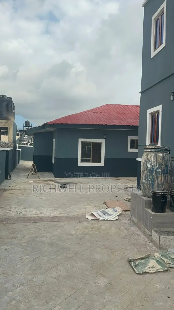 2bdrm Block of Flats in Red Gate Labuta, Akala Express for rent in Akala Express