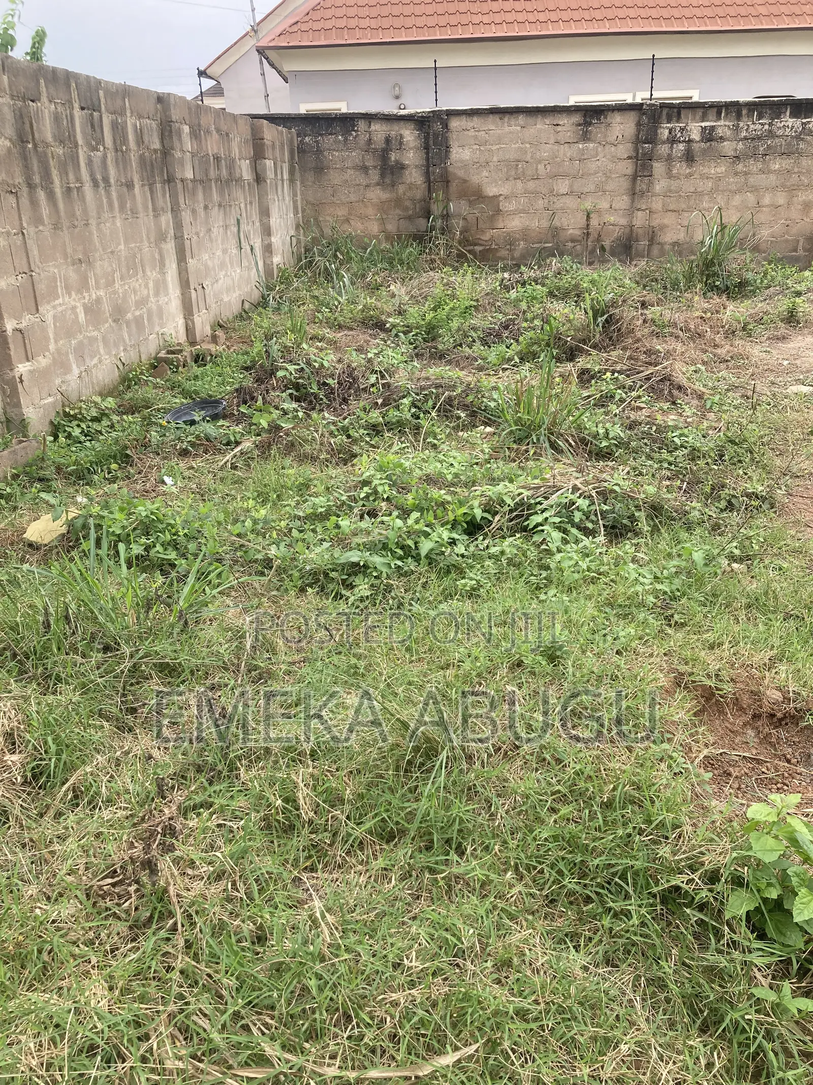 For Sale: A Dry Bare Land Measuring 450sqm at New Bodija Ibadan in Bodija
