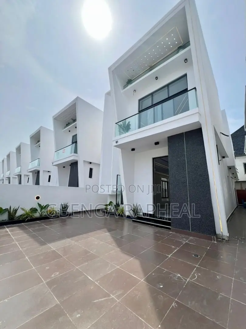 4bdrm Duplex in Orchid, Lekki for sale in Lekki