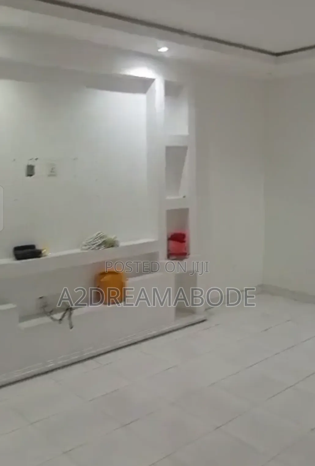3bdrm Apartment in Omole for rent in Omole Phase 2