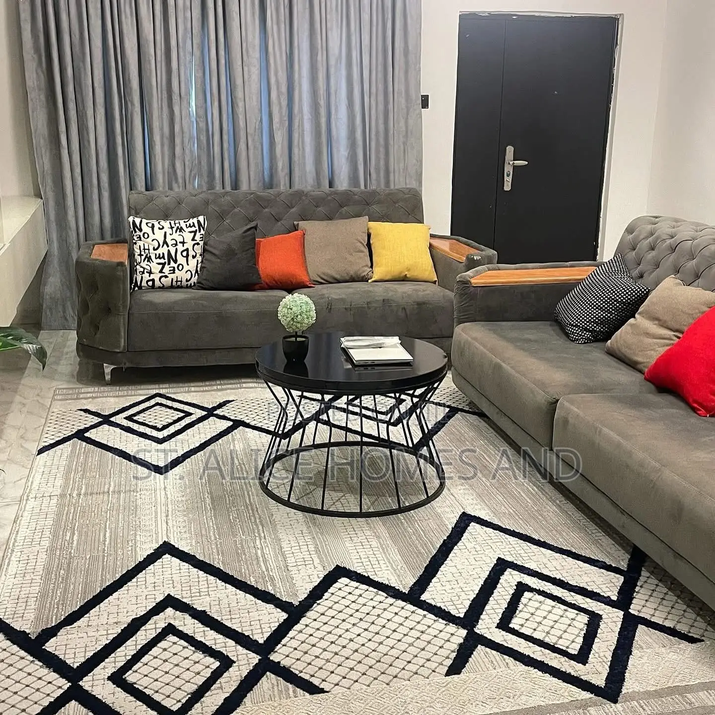 Themajor Apo 2 Bedroom Apartment in Apo Resettlement