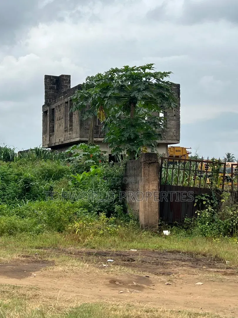 4 Acres of Land Along Lagos Ibadan Express Way in Pakuro