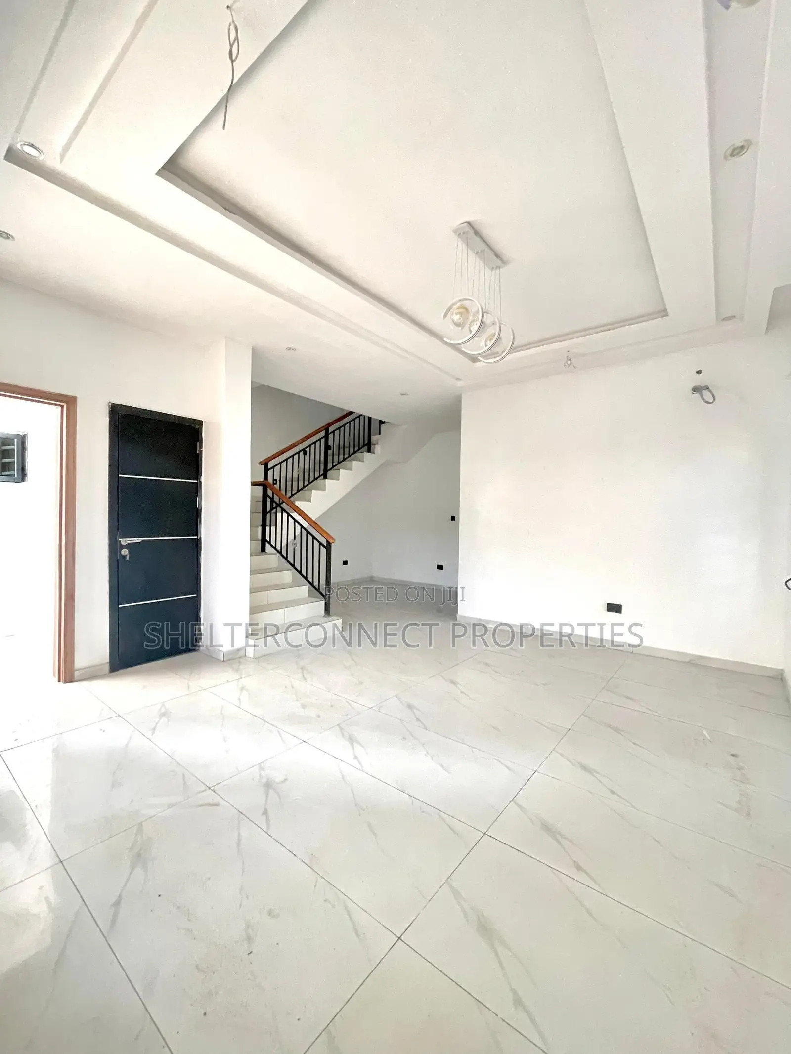 4bdrm Duplex in Ikota for rent in Ikota